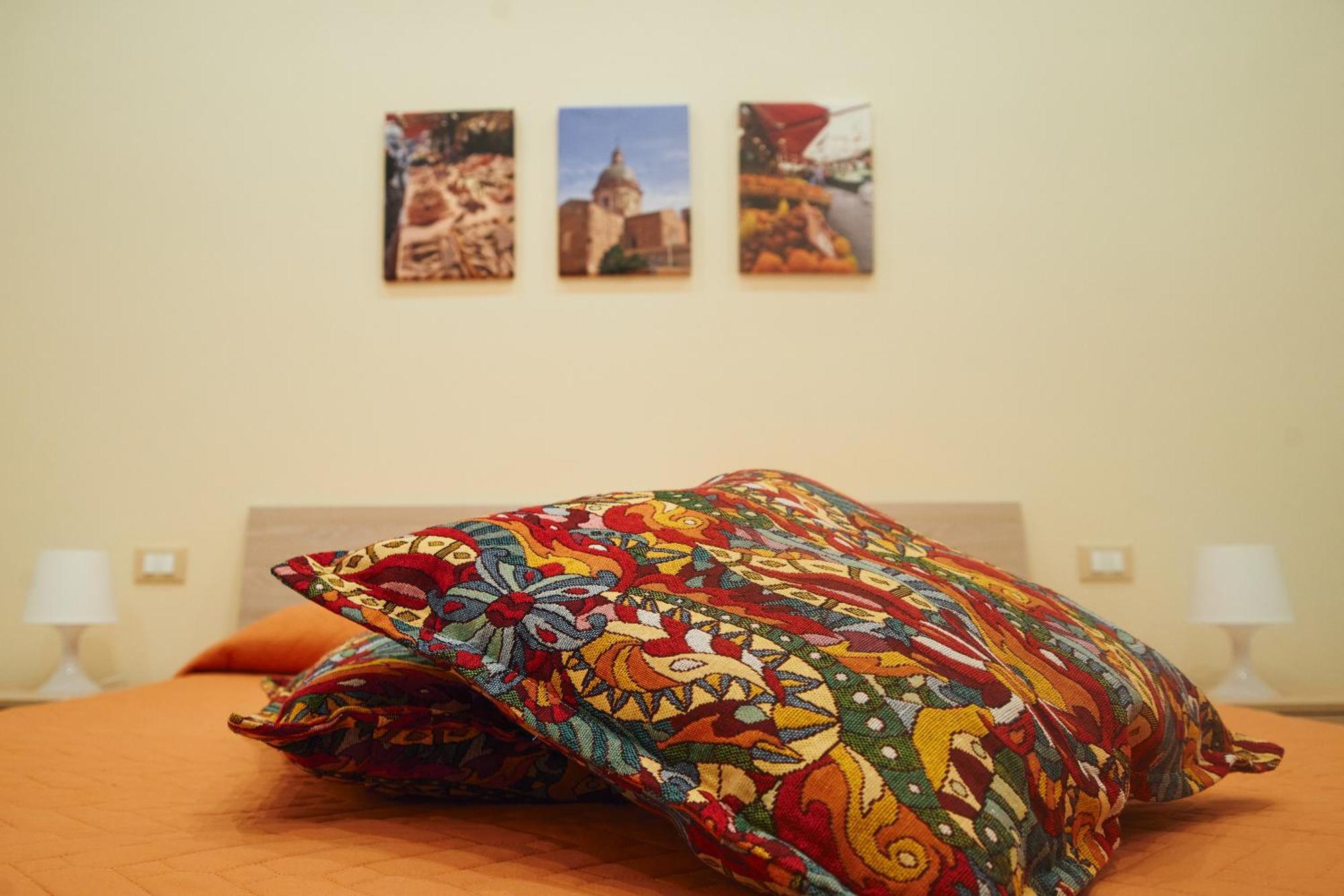 D'Aragona Guest House Palermo Buitenkant foto