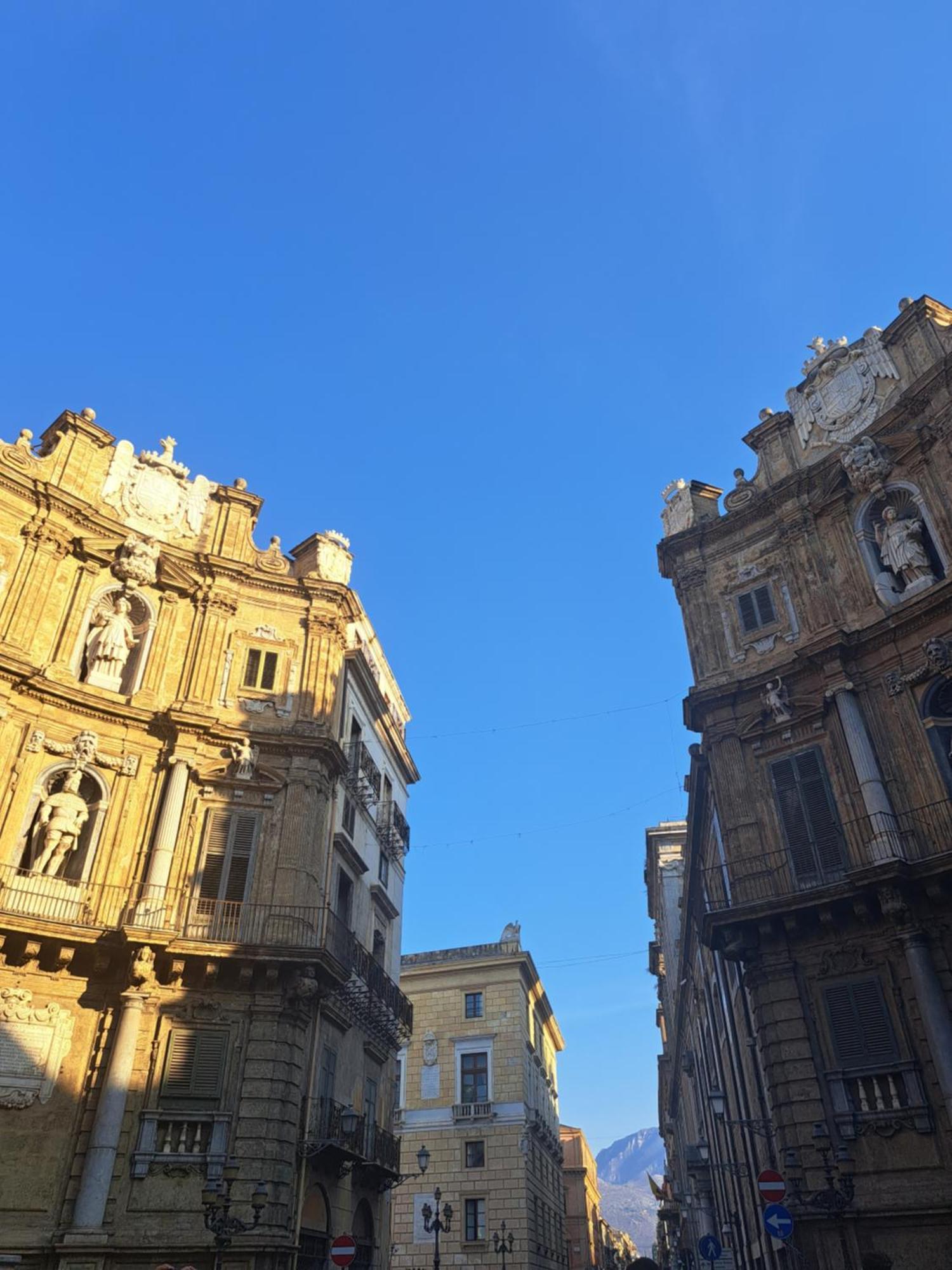 D'Aragona Guest House Palermo Buitenkant foto